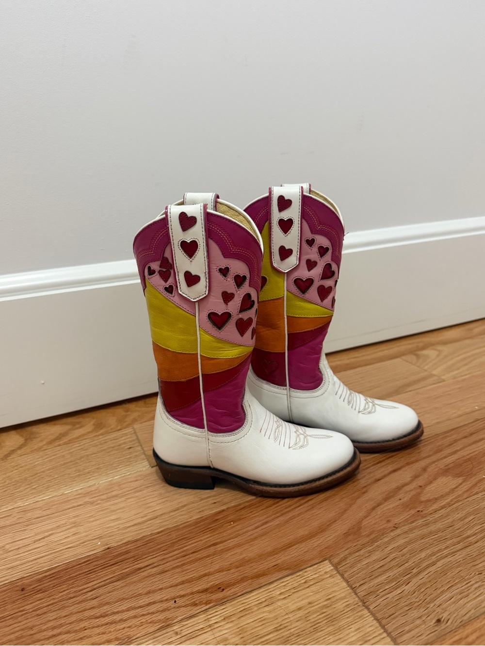 Mini Crosby Miron Crosby Luxury Kids White and Pink Heart Leather Western Boots